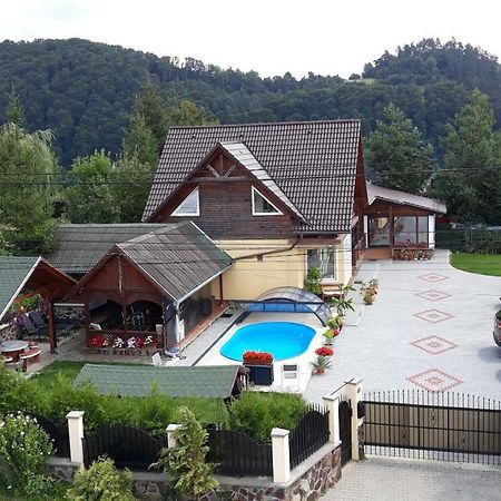 Vila Eszter Hotell Sovata Exteriör bild