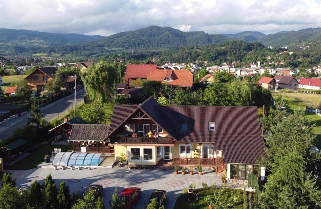 Vila Eszter Hotell Sovata Exteriör bild